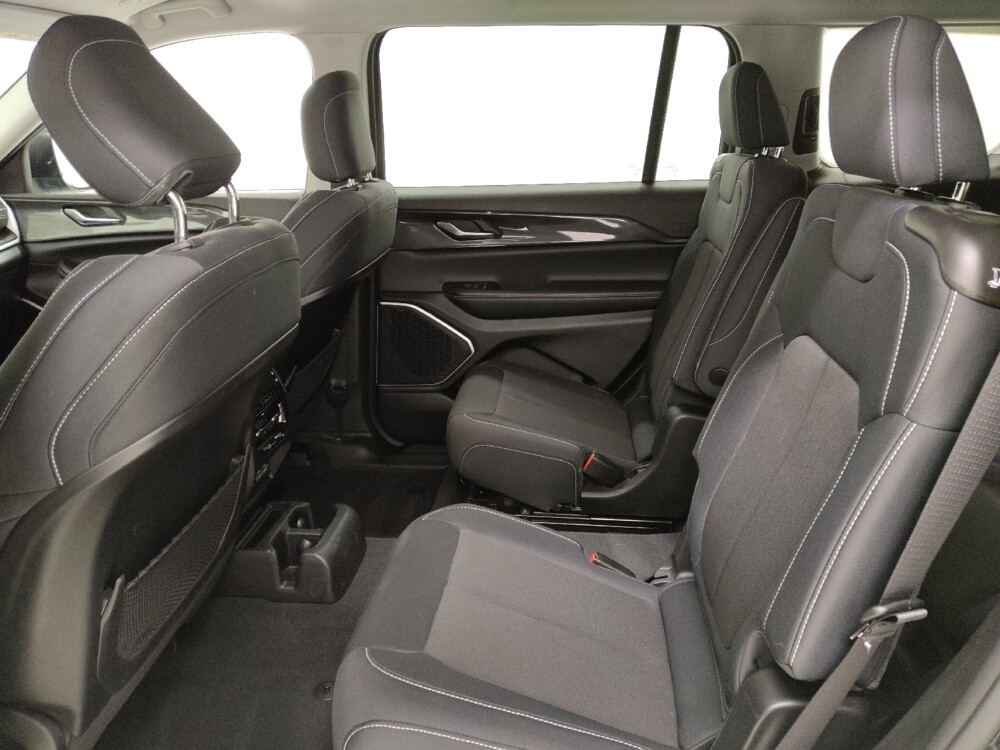 2022 Jeep Grand Cherokee L in St. Louis, MO 63125 - 18123209 18