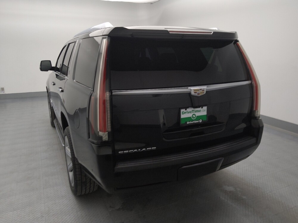 2017 Cadillac Escalade in Independence, MO 64055 - 18123211 6