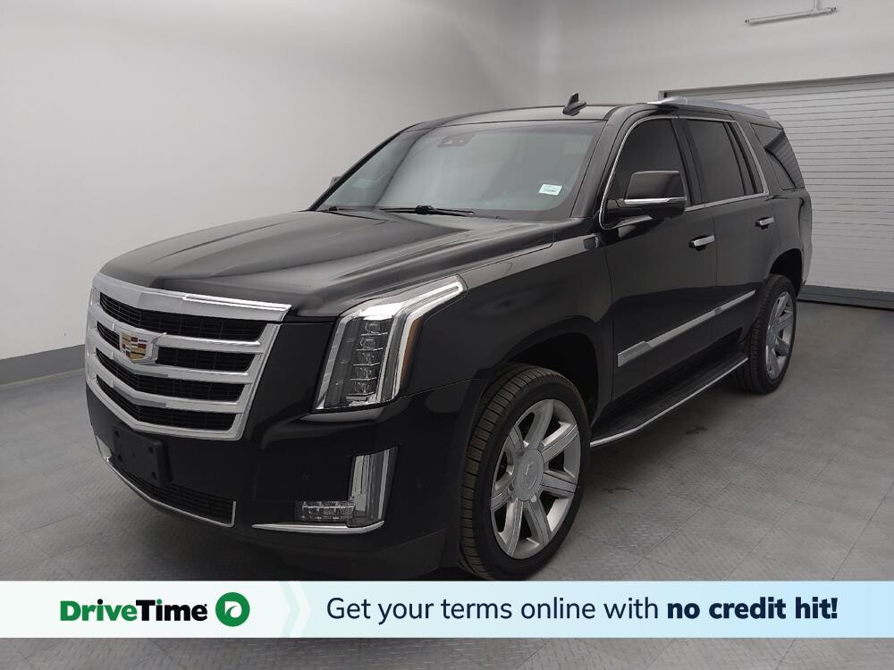 2017 Cadillac Escalade in Independence, MO 64055 - 18123211