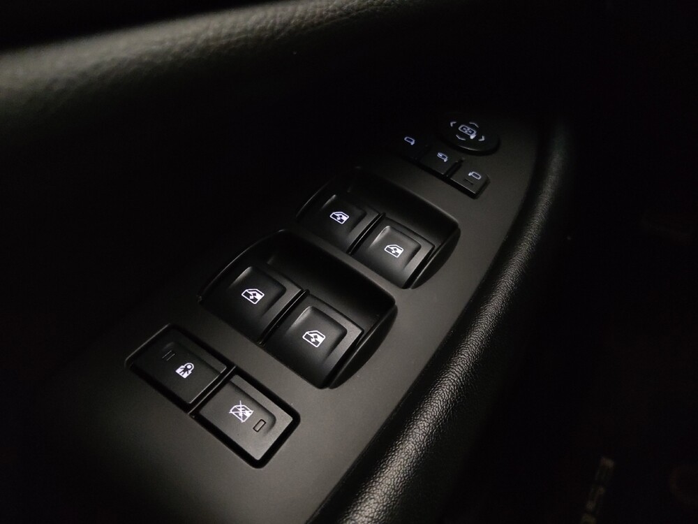 2017 Cadillac Escalade in Independence, MO 64055 - 18123211 27