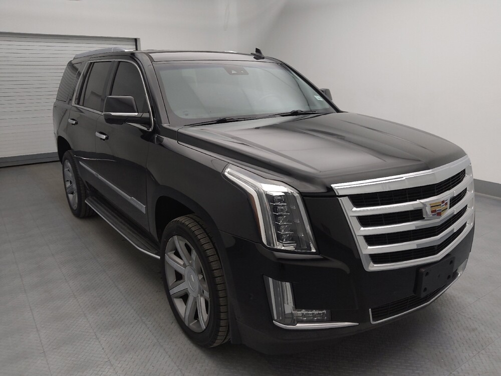 2017 Cadillac Escalade in Independence, MO 64055 - 18123211 13