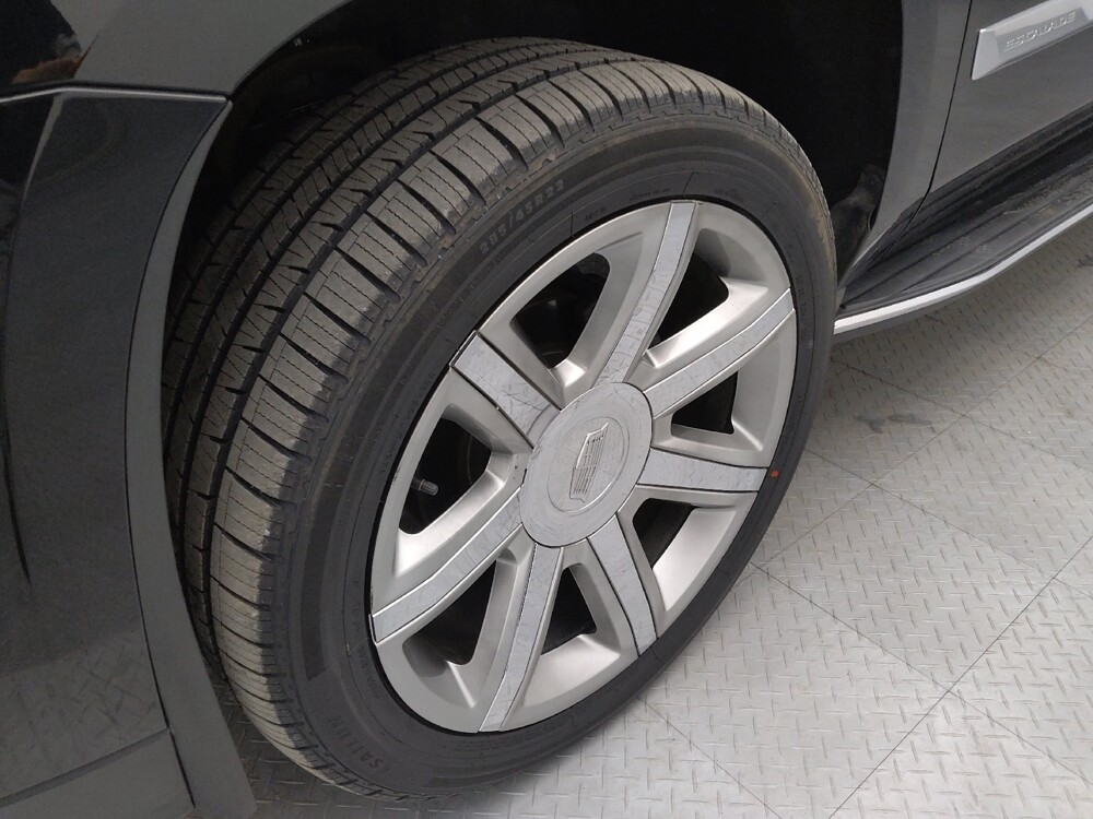 2017 Cadillac Escalade in Independence, MO 64055 - 18123211 31