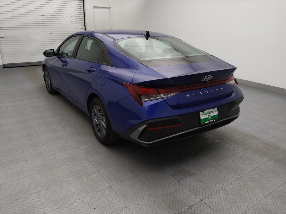 2024 Hyundai Elantra in Charlotte, NC 28273 - 18123212 5