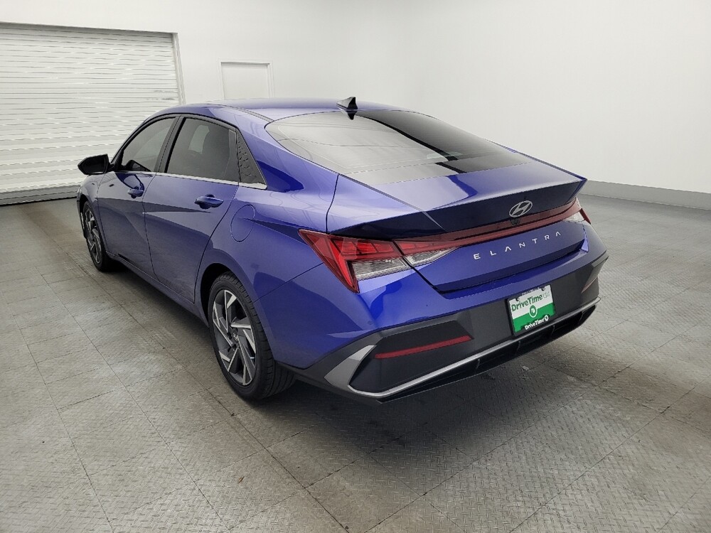 2024 Hyundai Elantra in Gainesville, FL 32609 - 18123217 5