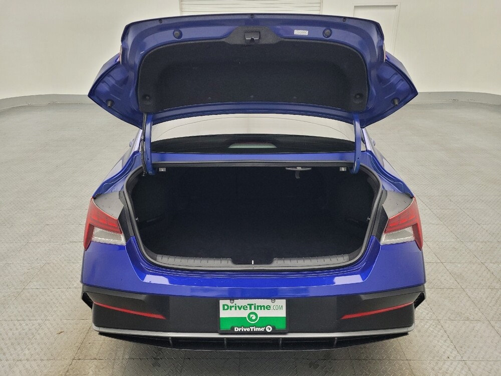 2024 Hyundai Elantra in Gainesville, FL 32609 - 18123217 29