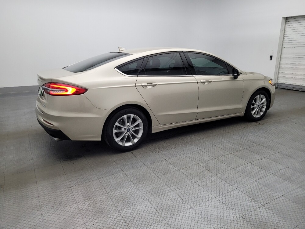 2019 Ford Fusion in Gainesville, FL 32609 - 18123227 10