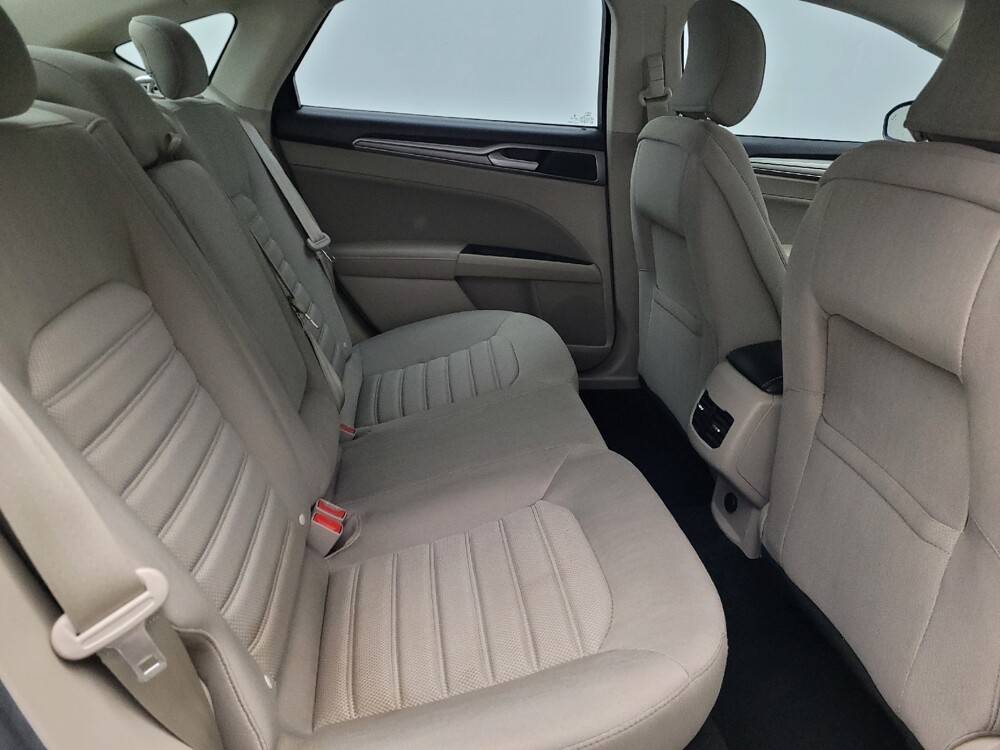 2019 Ford Fusion in Gainesville, FL 32609 - 18123227 19