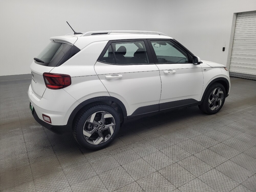 2025 Hyundai Venue in Jacksonville, FL 32210 - 18123228 10