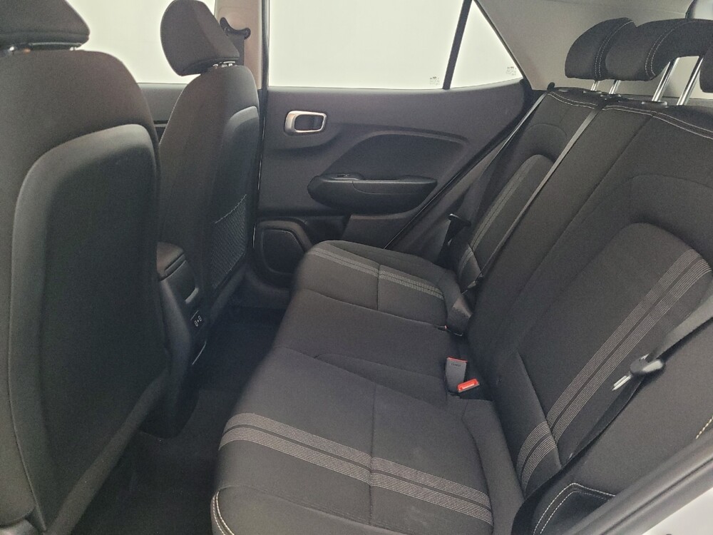 2025 Hyundai Venue in Jacksonville, FL 32210 - 18123228 18