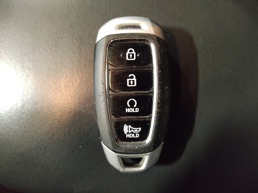 2025 Hyundai Venue in Jacksonville, FL 32210 - 18123228 32