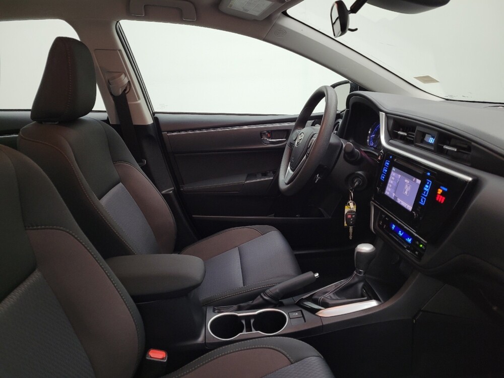 2019 Toyota Corolla in Louisville, KY 40258 - 18123229 21