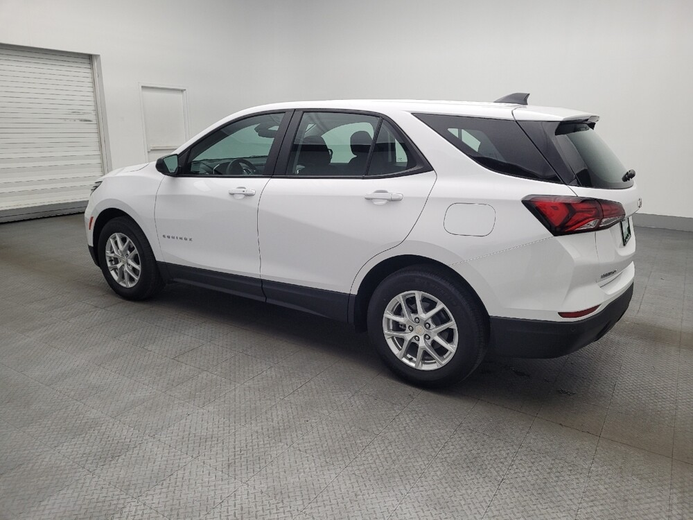 2024 Chevrolet Equinox in Gainesville, FL 32609 - 18123230 3
