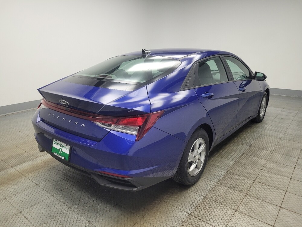 2021 Hyundai Elantra in Indianapolis, IN 46219 - 18123232 9
