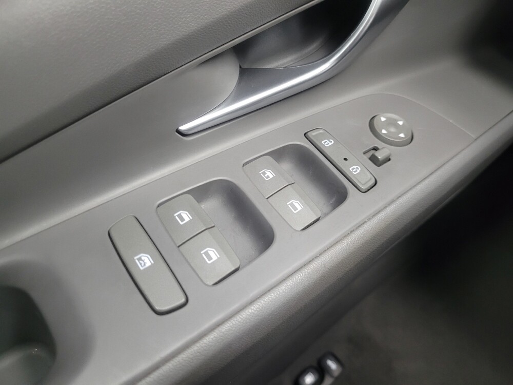 2021 Hyundai Elantra in Indianapolis, IN 46219 - 18123232 27