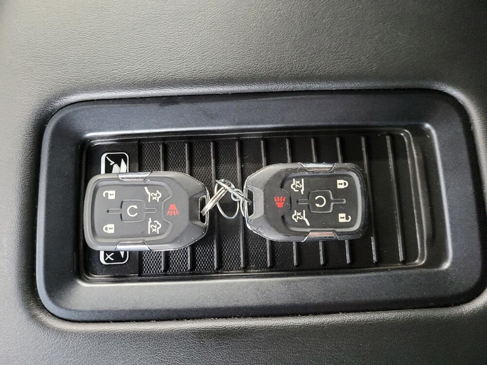 2018 Chevrolet Tahoe in Allentown, PA 18103 - 18123238 32