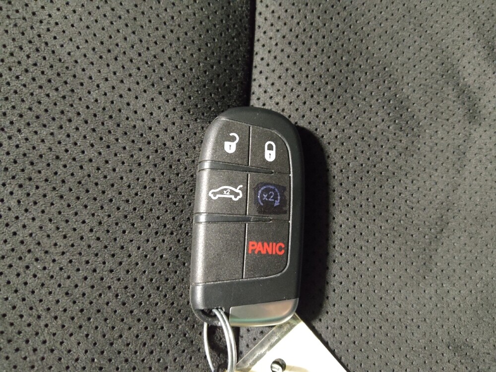 2020 Jeep Grand Cherokee in Lewisville, TX 75067 - 18123239 32