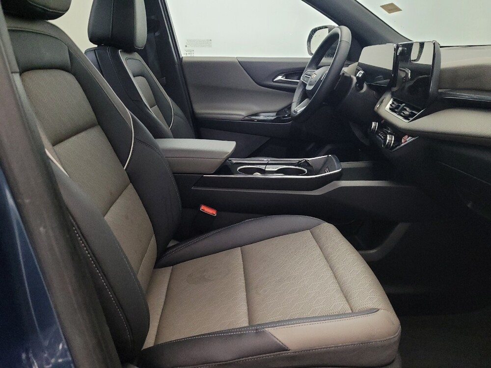 2025 Chevrolet Equinox in Chesapeake, VA 23320 - 18123240 21