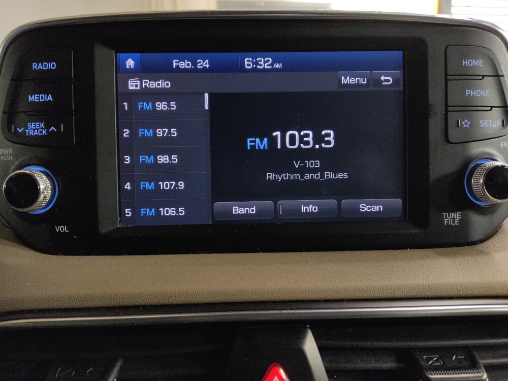 2019 Hyundai Santa Fe in Marietta, GA 30062 - 18123243 25