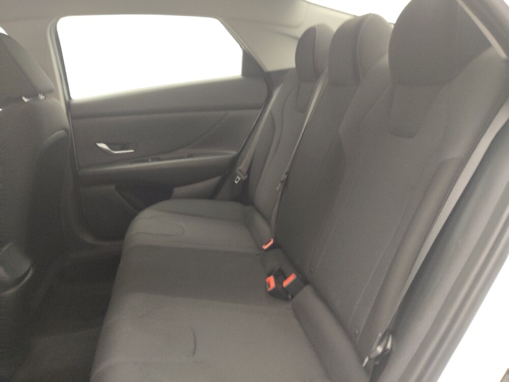 2021 Hyundai Elantra in Albuquerque, NM 87123 - 18123245 18