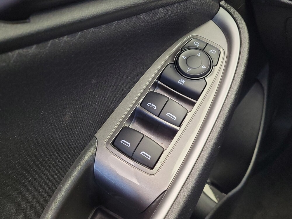 2023 Chevrolet Malibu in Maple Heights, OH 44137 - 18123253 27