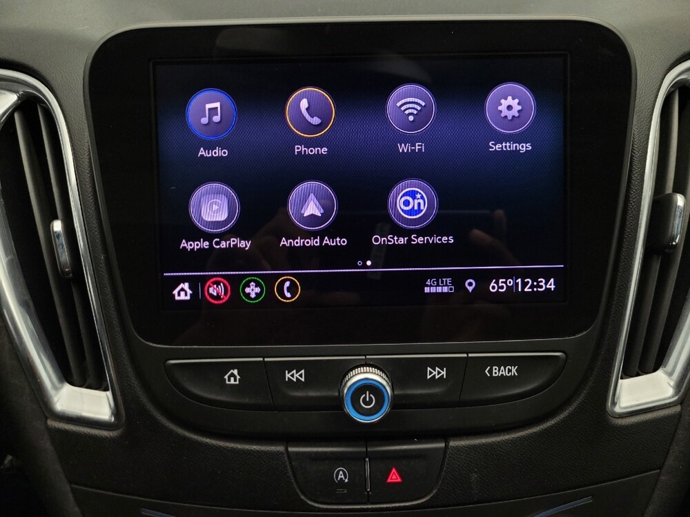 2020 Chevrolet Malibu in Phoenix, AZ 85015 - 18123260 25