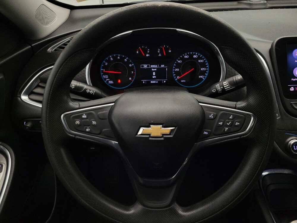 2020 Chevrolet Malibu in Phoenix, AZ 85015 - 18123260 22