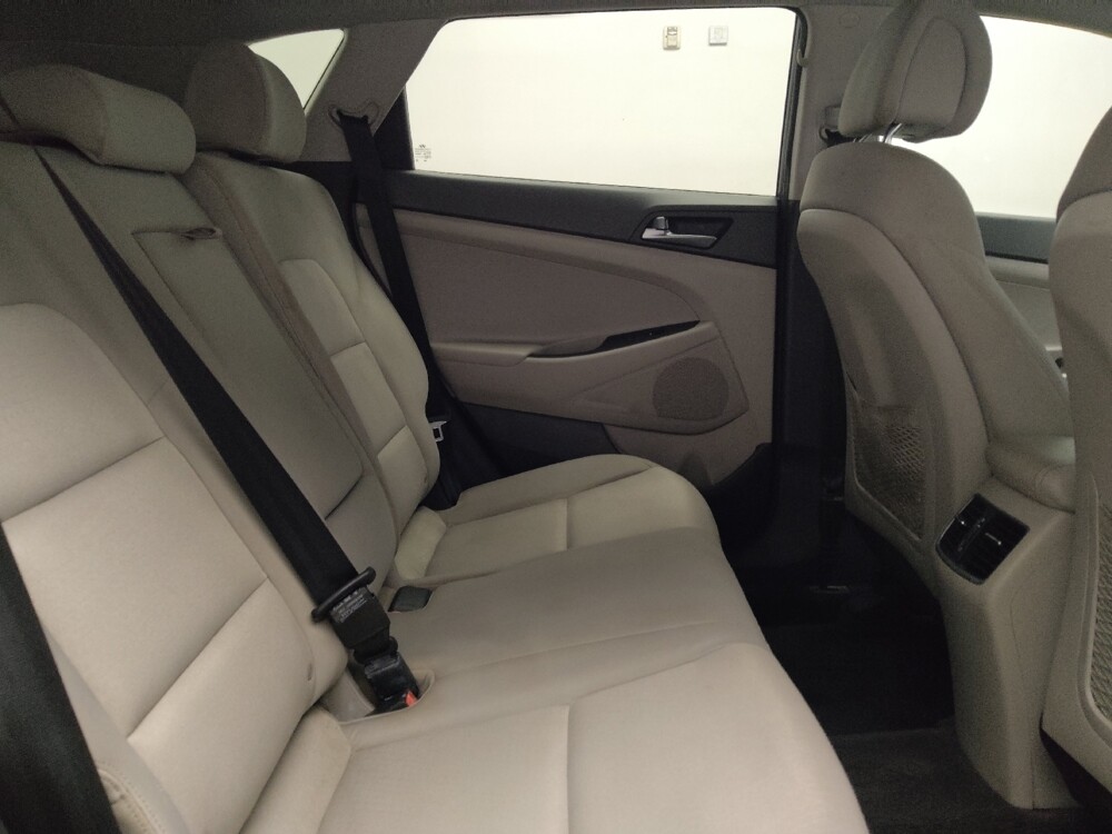 2017 Hyundai Tucson in Fort Worth, TX 76116 - 18123263 19