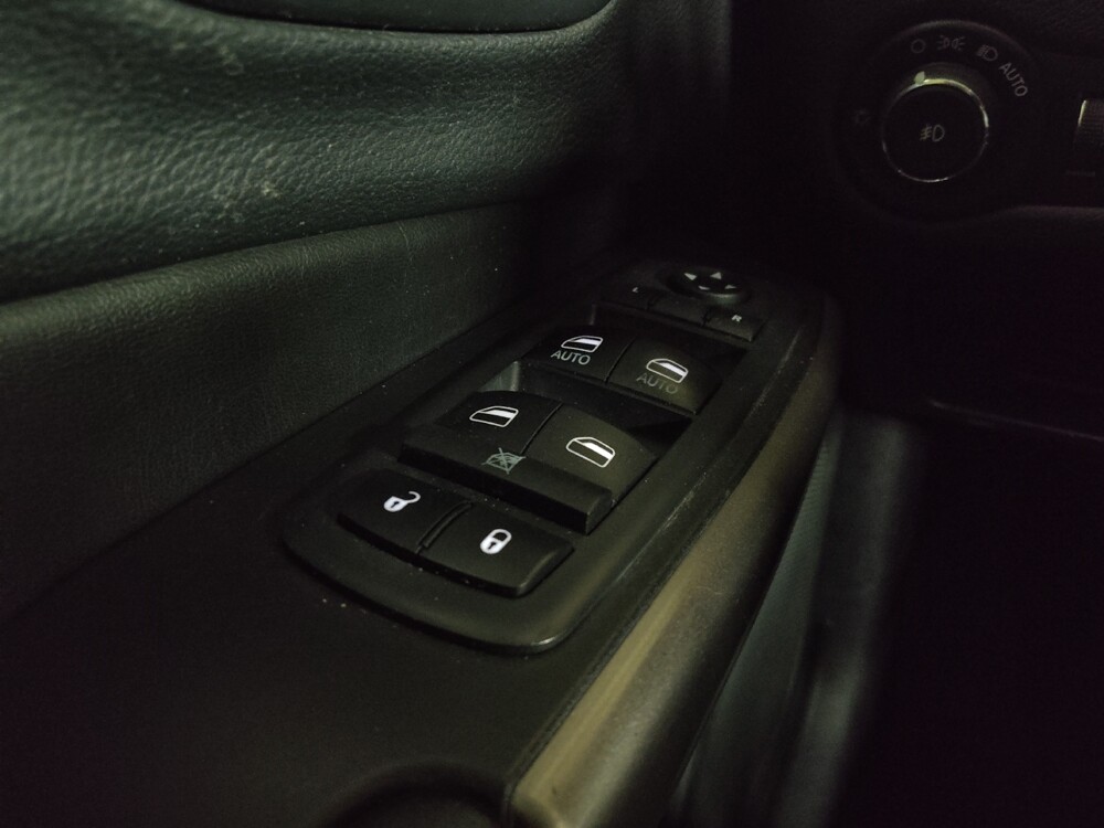 2019 Jeep Cherokee in Chattanooga, TN 37421 - 18123265 27