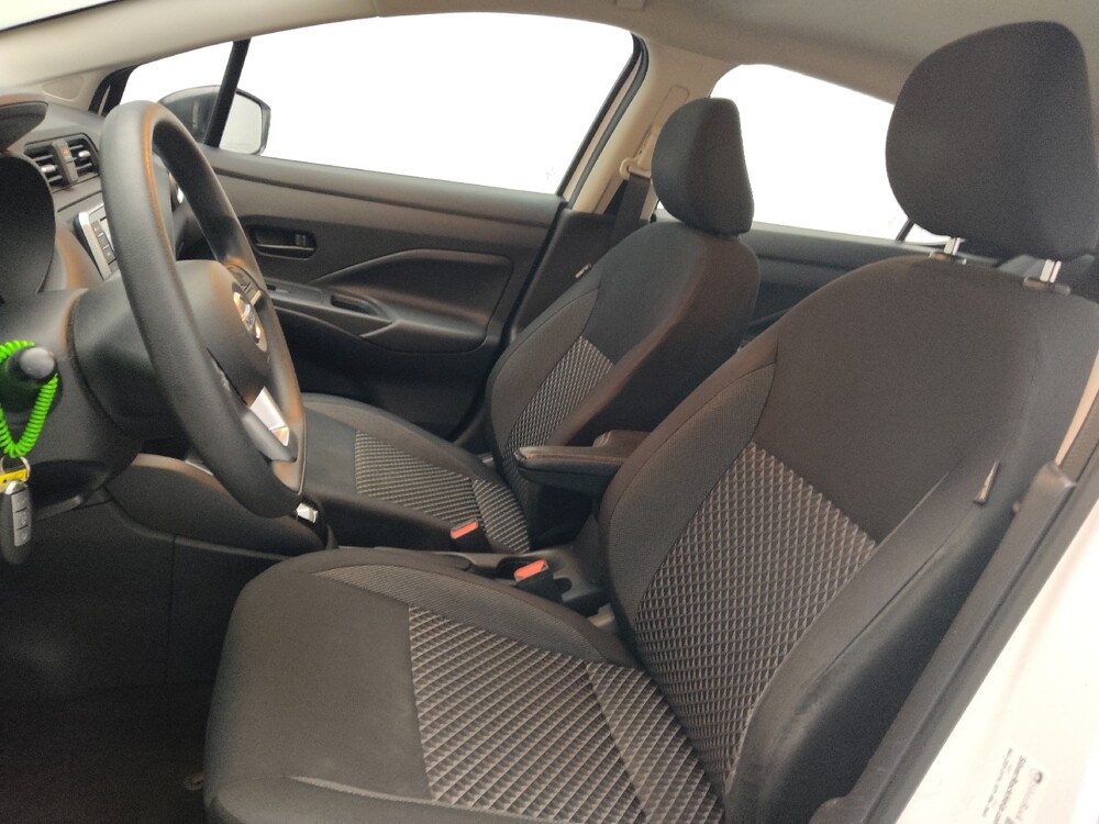 2020 Nissan Versa in Macon, GA 31210 - 18123268 17