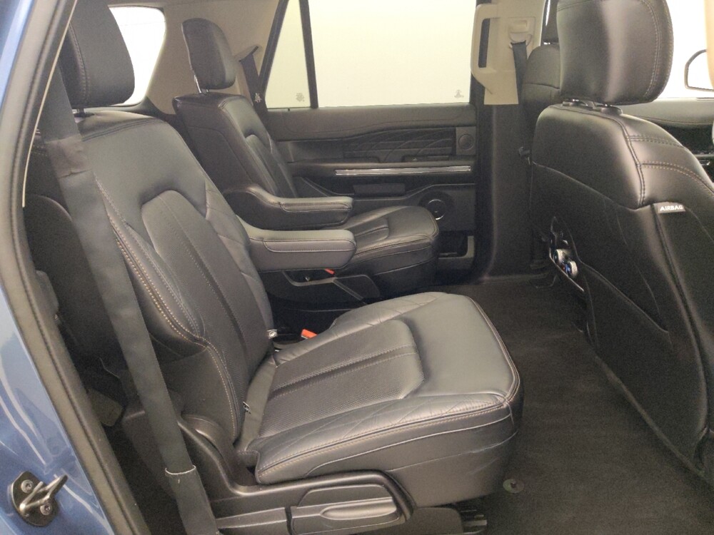 2020 Ford Expedition Max in Houston, TX 77034 - 18123269 19
