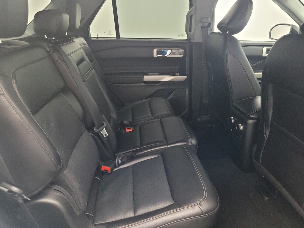 2023 Ford Explorer in Pensacola, FL 32505 - 18123272 19