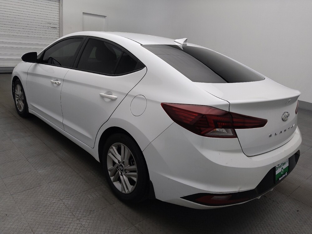 2019 Hyundai Elantra in Savannah, GA 31419 - 18123276 5
