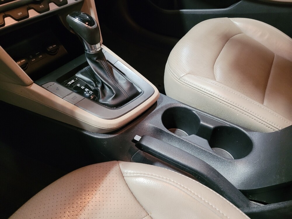 2019 Hyundai Elantra in Savannah, GA 31419 - 18123276 26