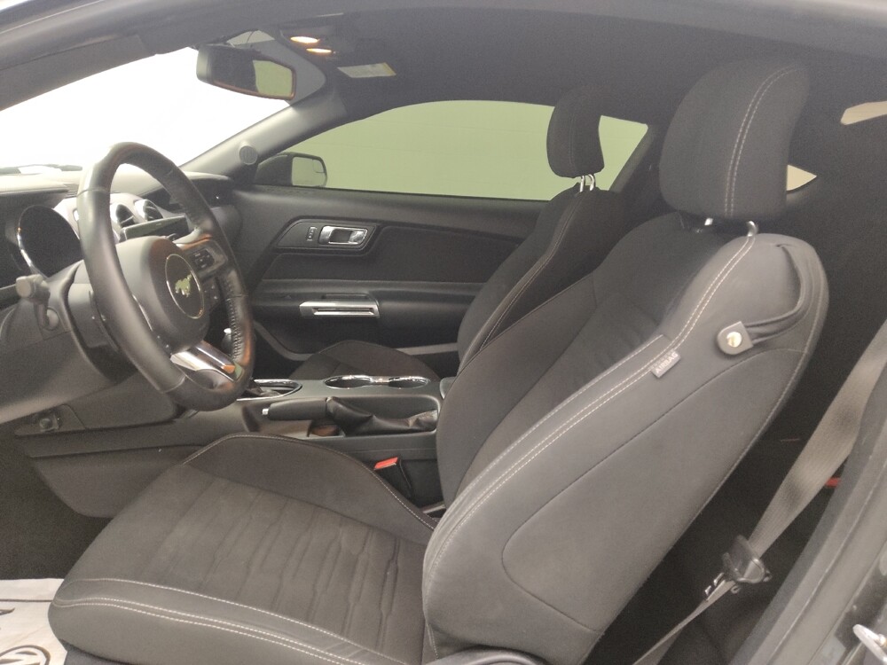 2017 Ford Mustang in St. Louis, MO 63125 - 18123277 17