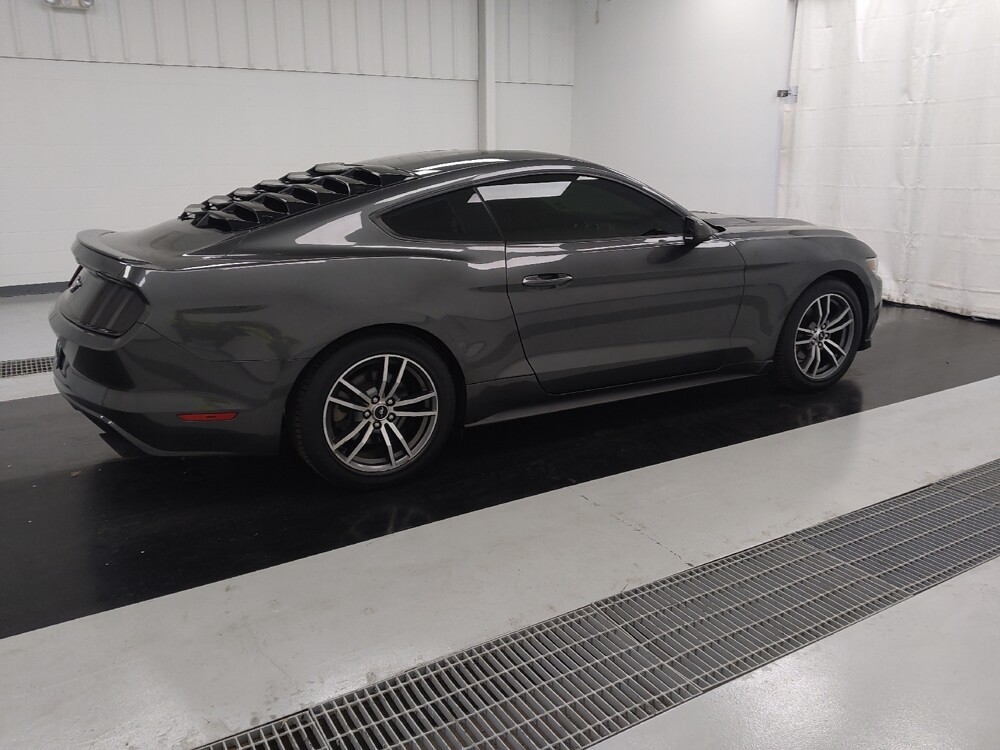 2017 Ford Mustang in St. Louis, MO 63125 - 18123277 10