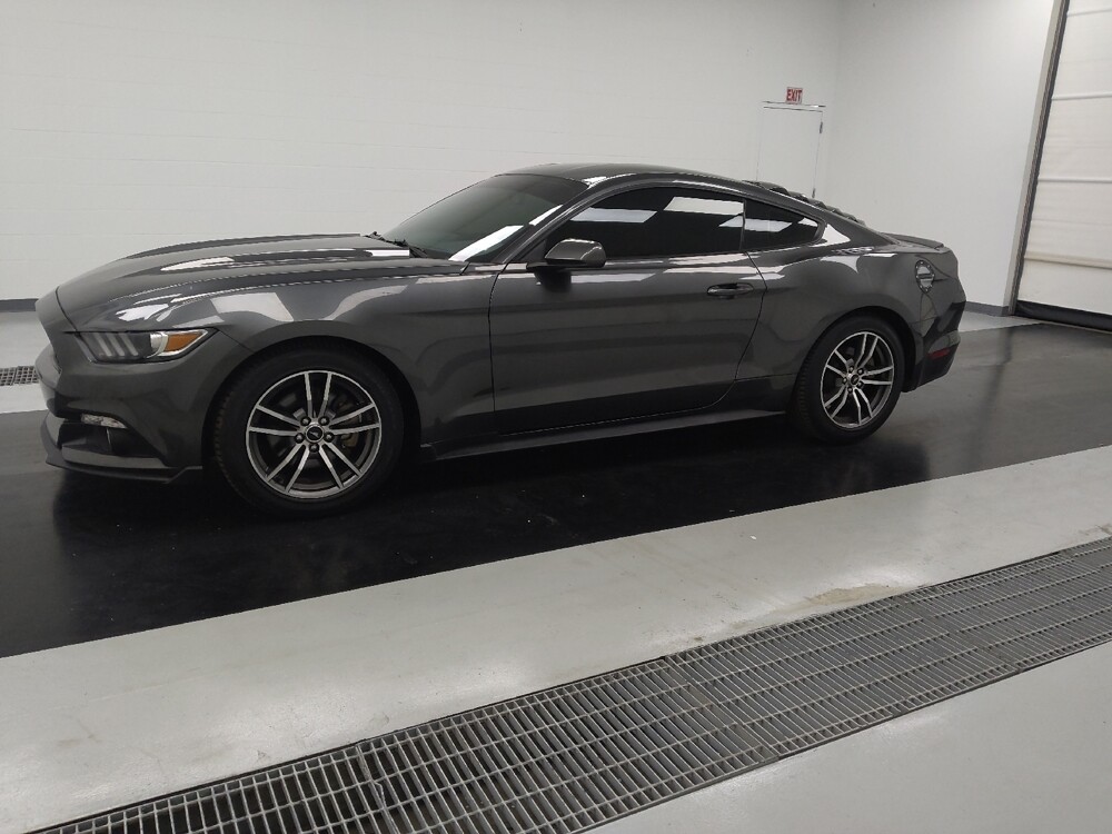 2017 Ford Mustang in St. Louis, MO 63125 - 18123277 2