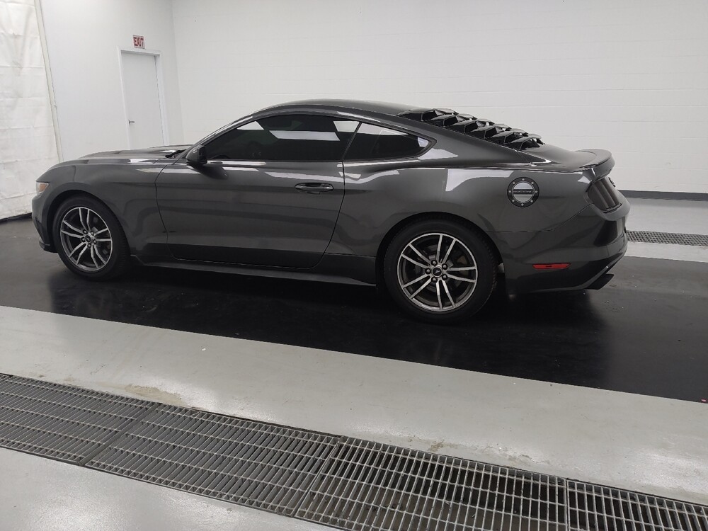 2017 Ford Mustang in St. Louis, MO 63125 - 18123277 3