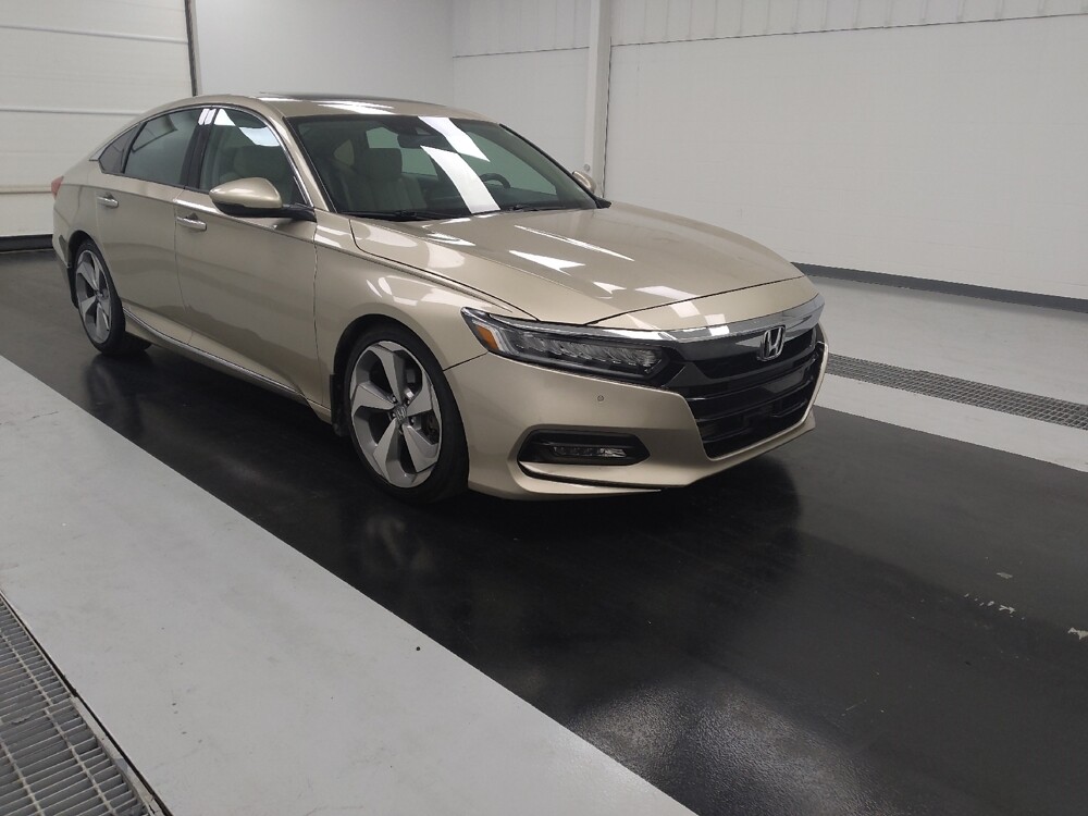 2018 Honda Accord in St. Louis, MO 63125 - 18123280 13