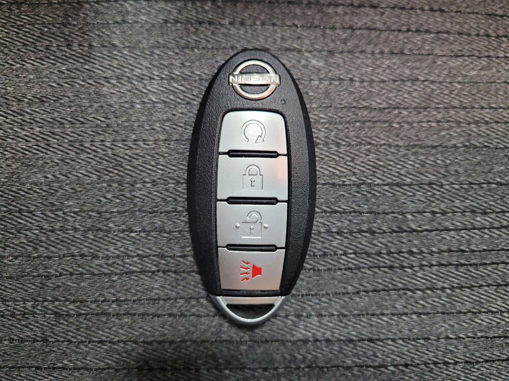 2021 Nissan Rogue in Greenville, SC 29607 - 18123282 32