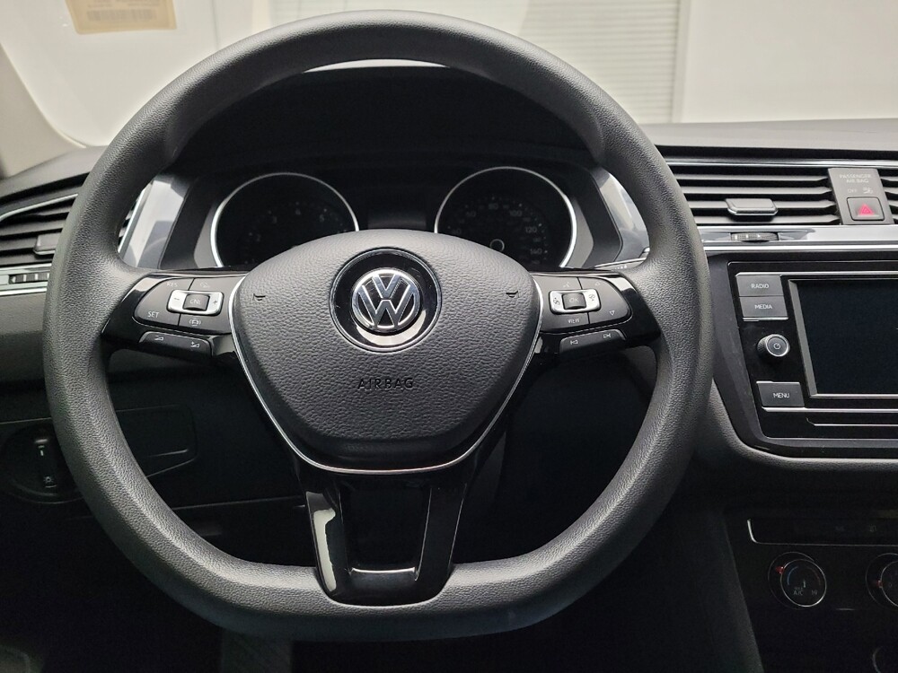 2021 Volkswagen Tiguan in Riverside, CA 92504 - 18123284 22