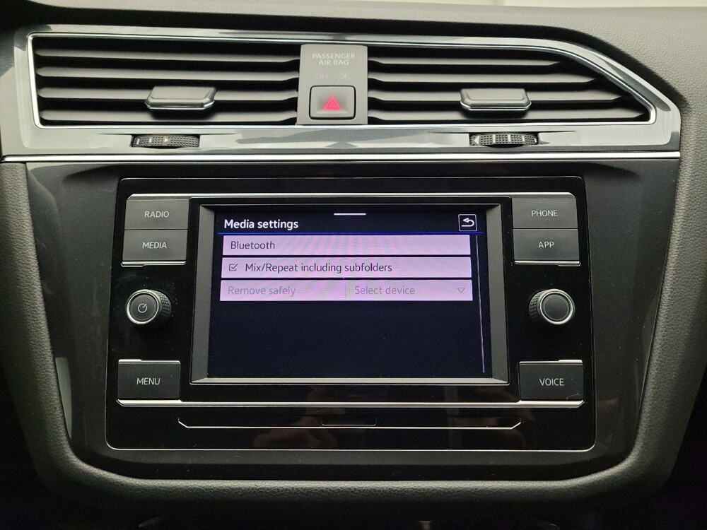 2021 Volkswagen Tiguan in Riverside, CA 92504 - 18123284 25