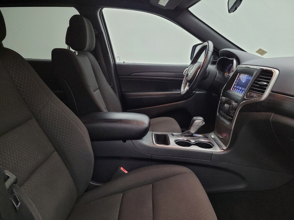 2019 Jeep Grand Cherokee in Columbus, OH 43228 - 18123285 21