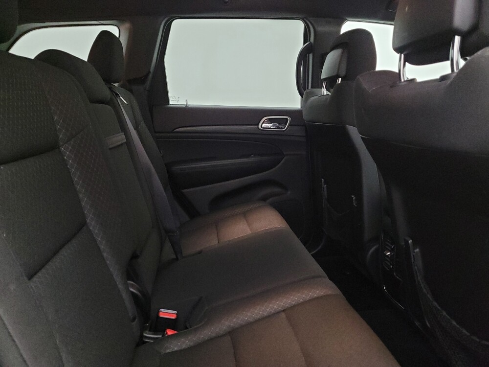 2019 Jeep Grand Cherokee in Columbus, OH 43228 - 18123285 19