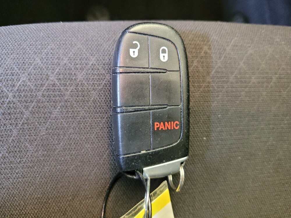 2019 Jeep Grand Cherokee in Columbus, OH 43228 - 18123285 32