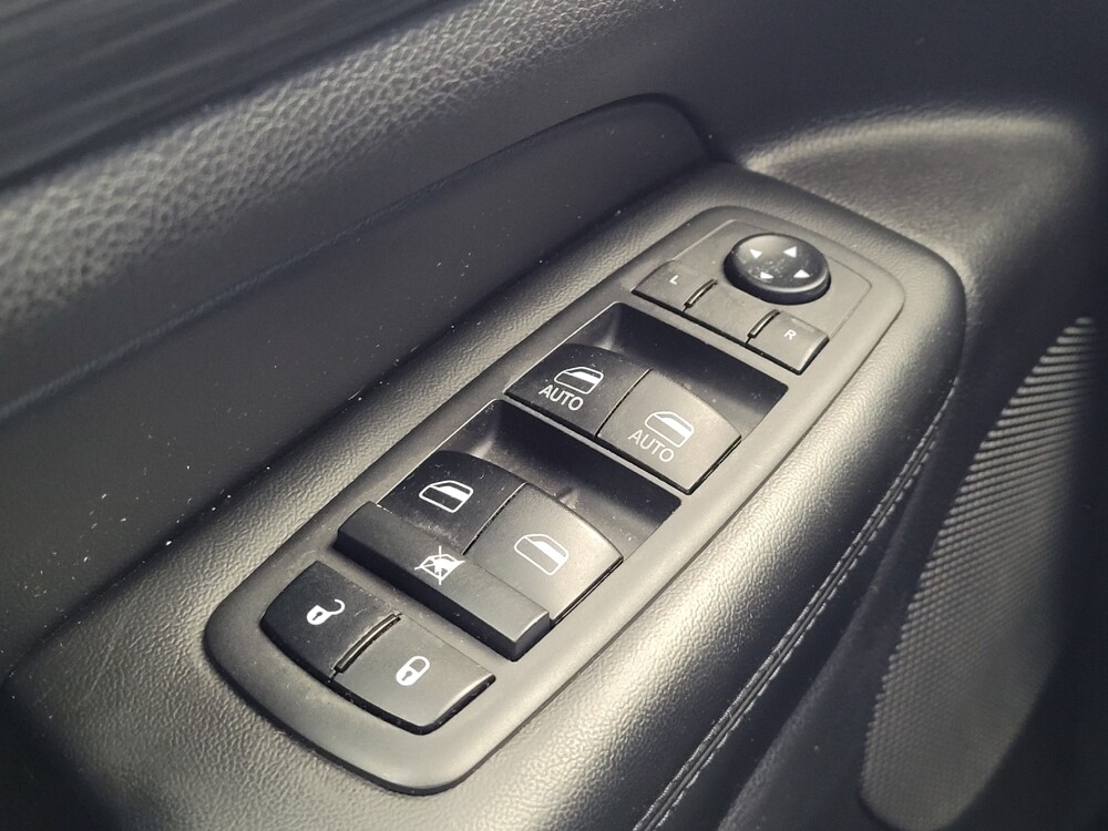 2019 Jeep Grand Cherokee in Columbus, OH 43228 - 18123285 27