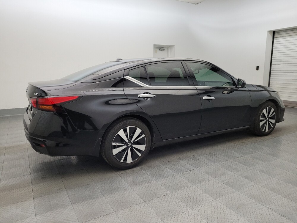 2019 Nissan Altima in Mesa, AZ 85210 - 18123286 10