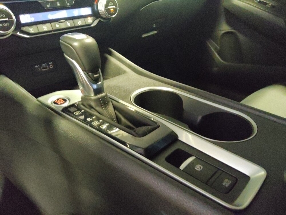 2019 Nissan Altima in Mesa, AZ 85210 - 18123286 26