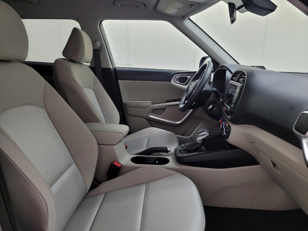 2025 Kia Soul in Allentown, PA 18103 - 18123288 21