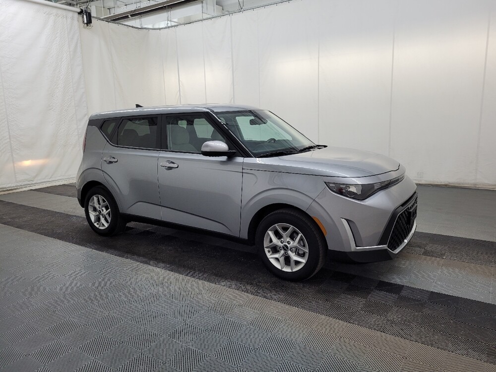 2025 Kia Soul in Allentown, PA 18103 - 18123288 11