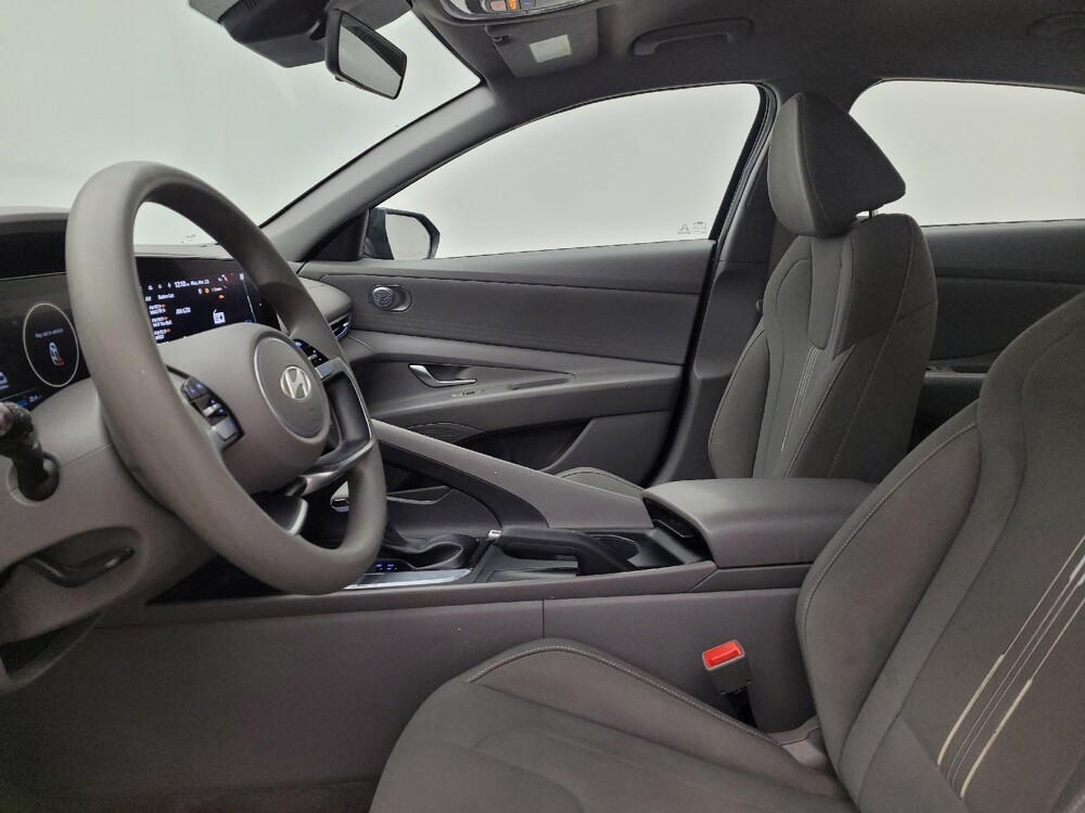2024 Hyundai Elantra in Maple Heights, OH 44137 - 18123289 17
